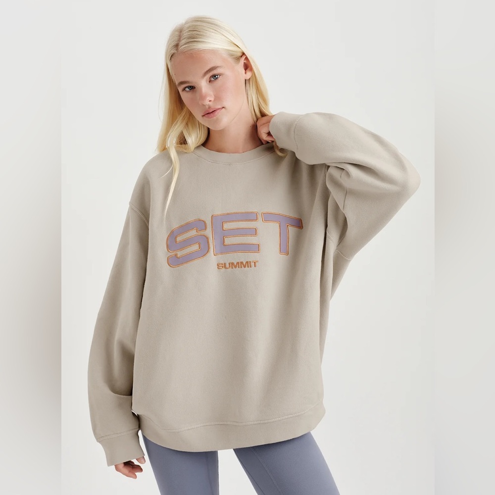NWT SET Staple Summit Crewneck M/L